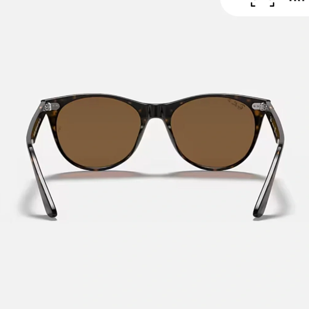 Ray-Ban Wayfarer Classic Sunglasses